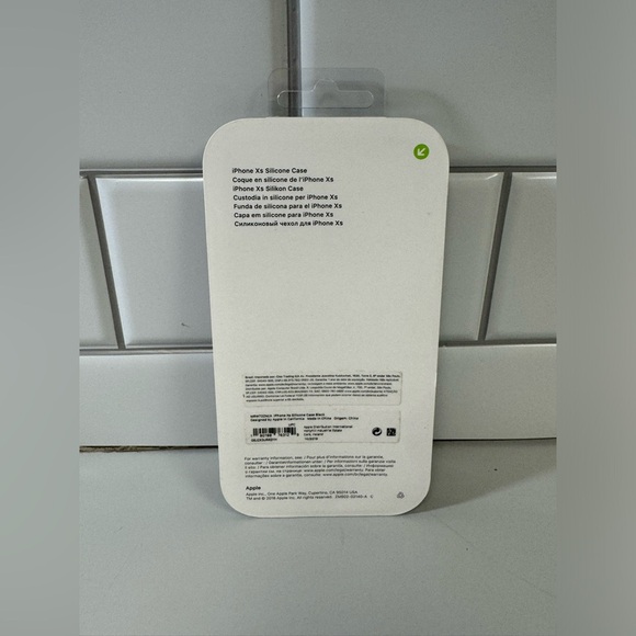 Black Apple IPhone X phone case - Picture 4 of 4